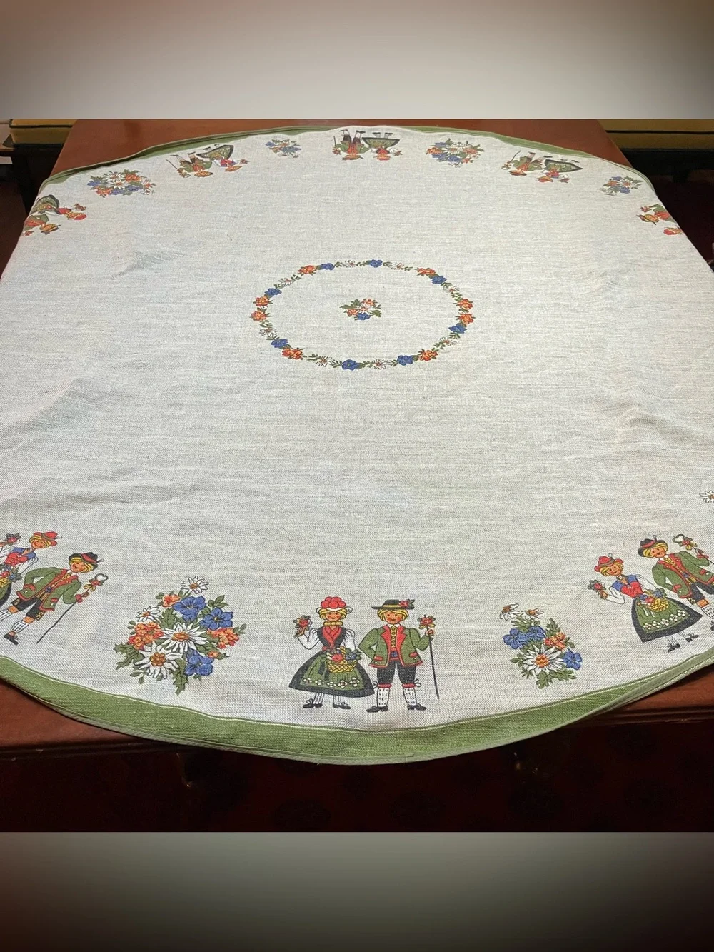 VTG West German 60” Round Table Cloth Green Folk Peasant Cottagecore Granny